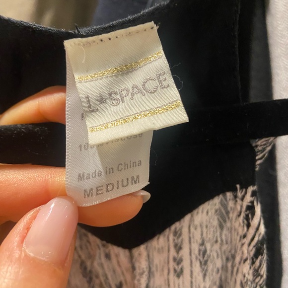 L Space swimsuit cover up - Picture 3 of 3